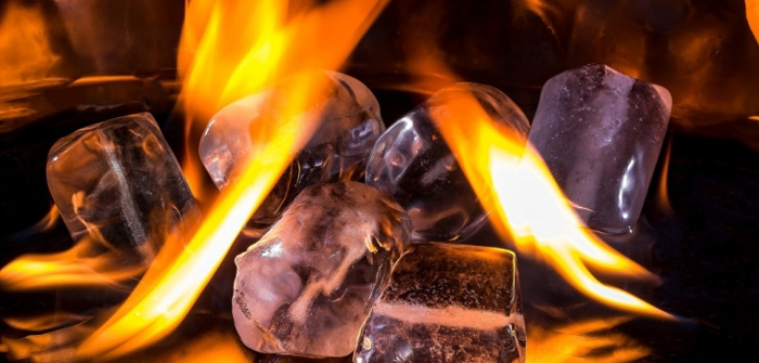 Coupeurs De Feu Et Panseurs De Secrets